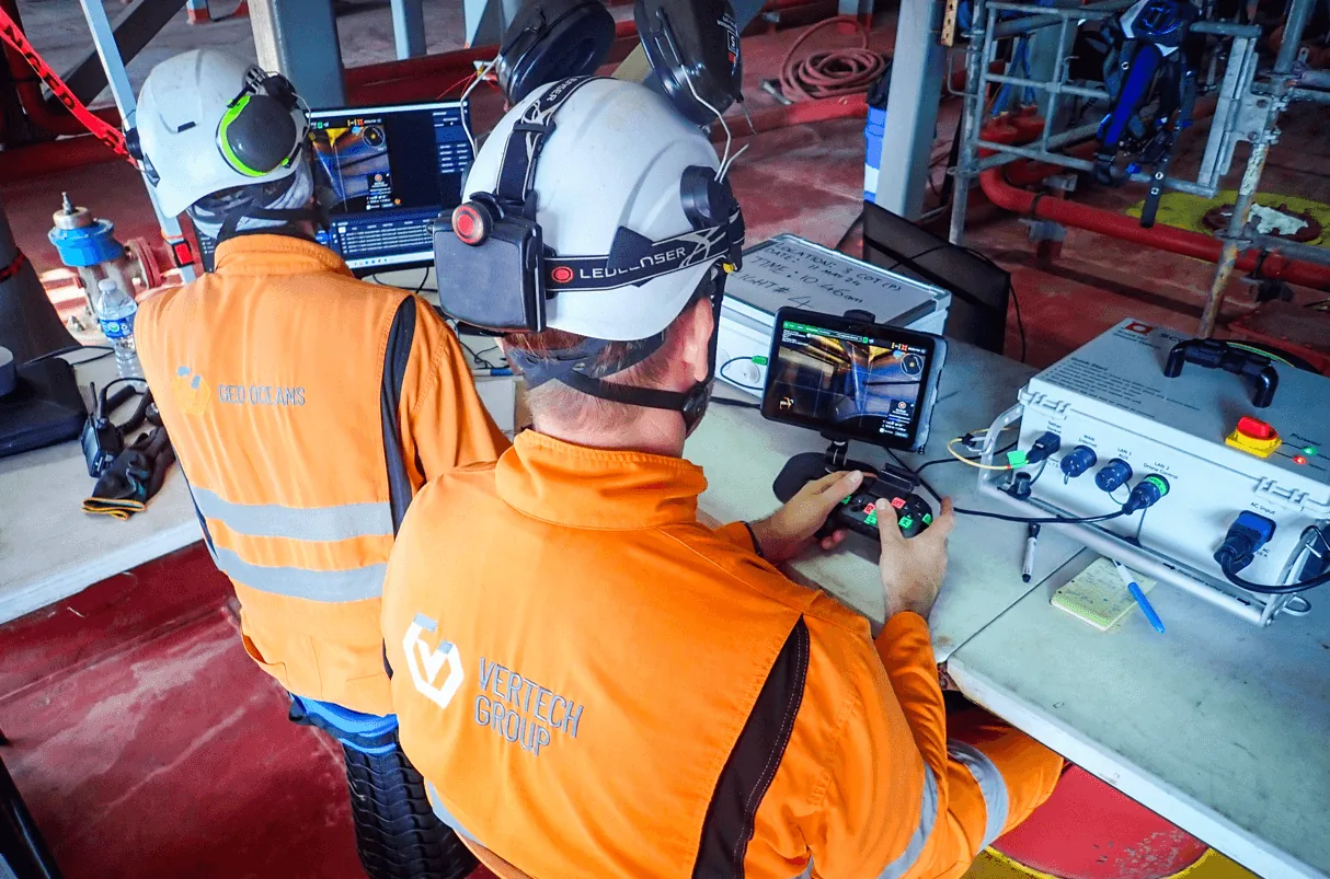 The inspection crew monitoring and controlling the inspection from top deck.
