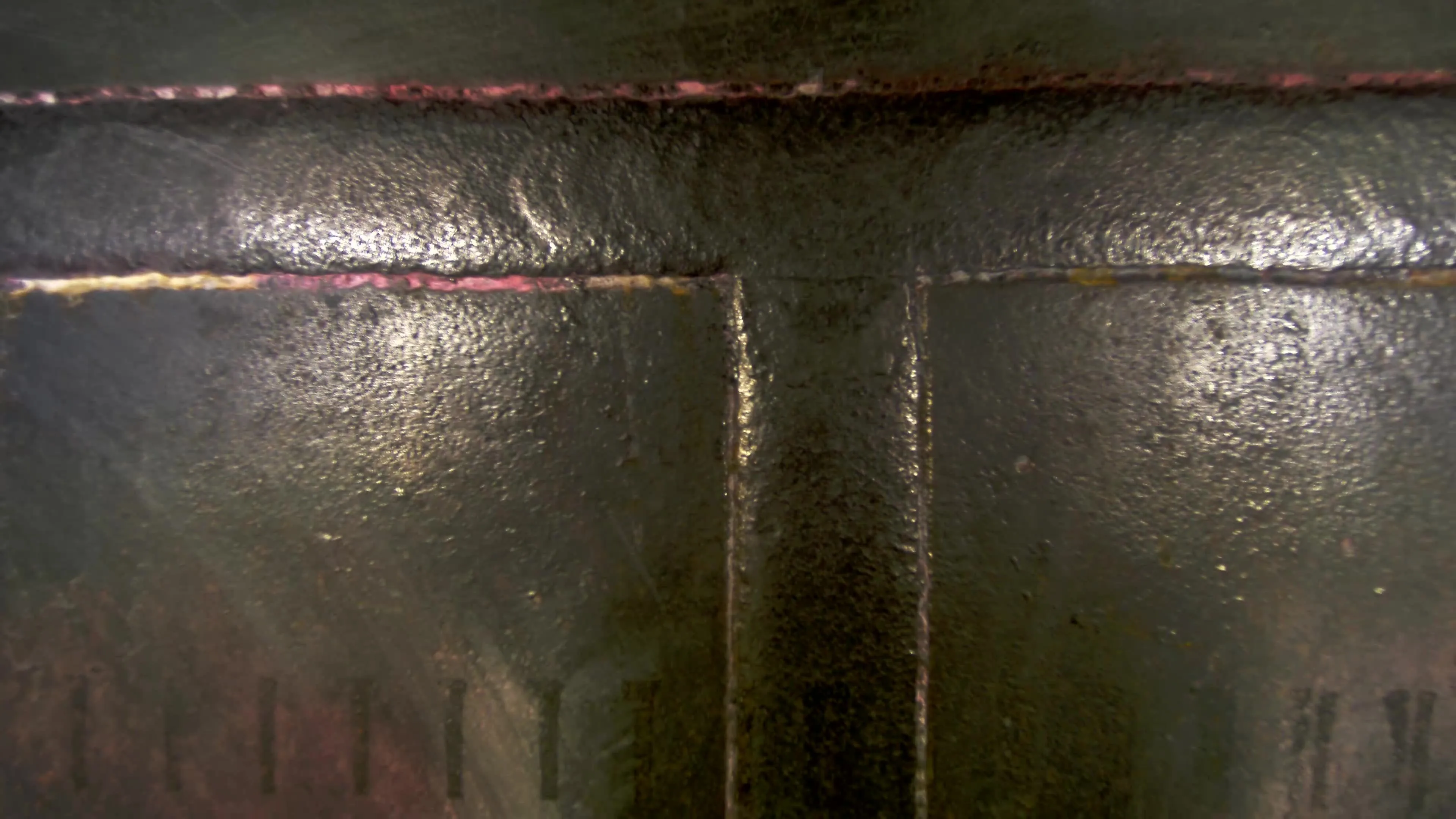 Detailed weld inspection image captured with optical zoom