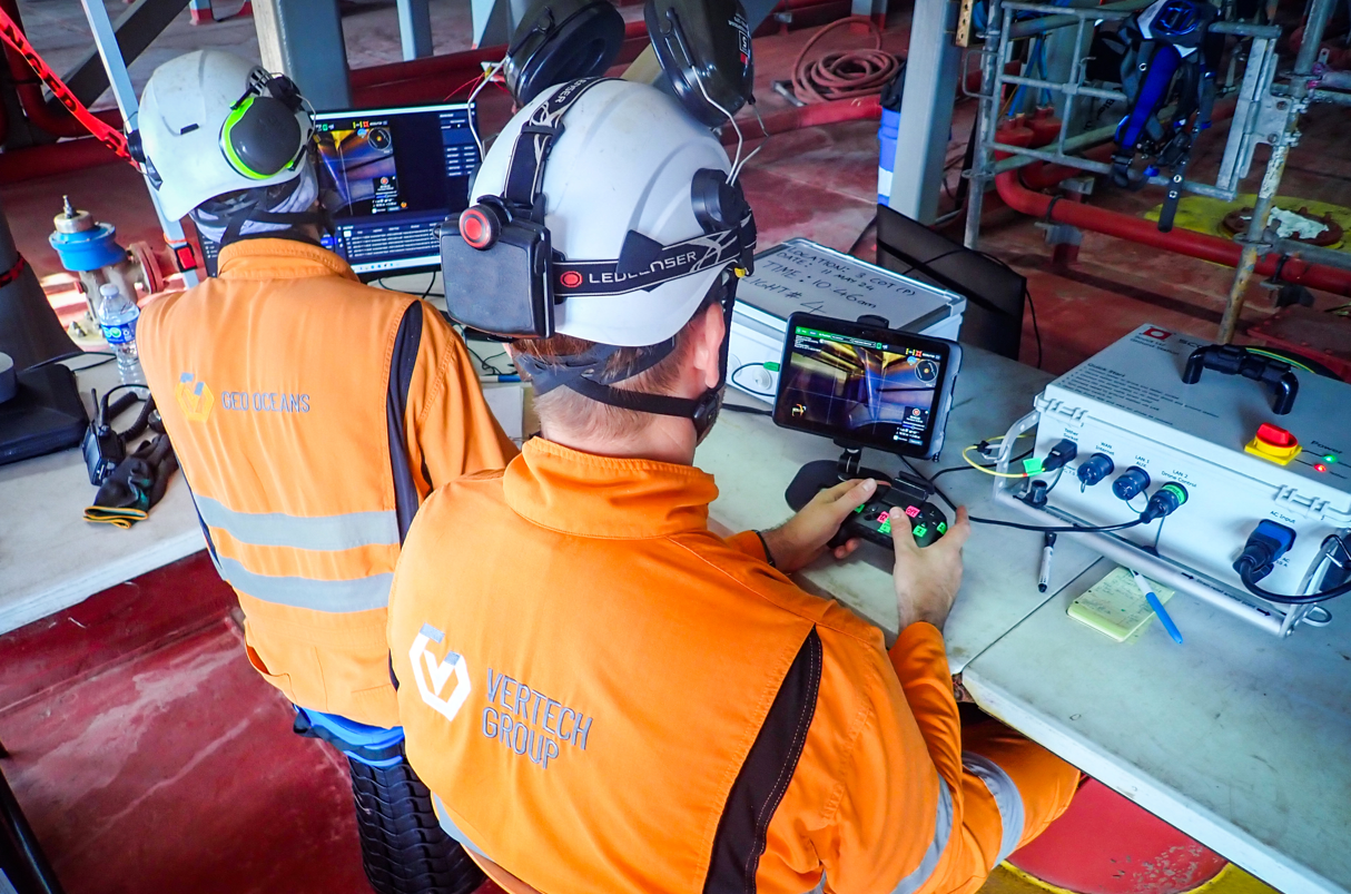 The inspection crew monitoring and controlling the inspection from top deck.