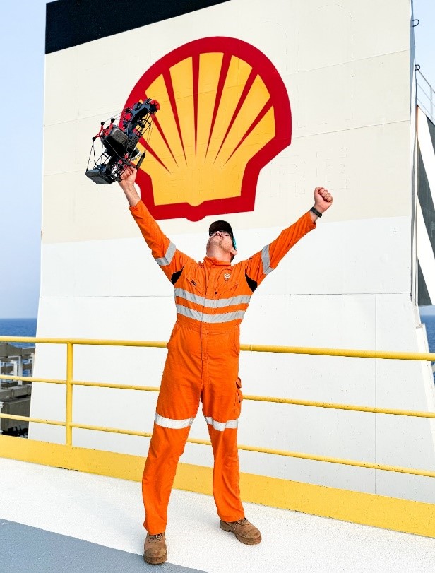 100% Robotic inspection, no humans entering confined spaces or working at height.